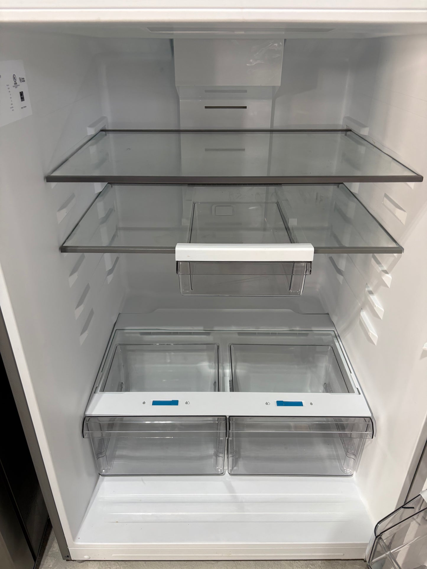 Midea 21 cu. ft. Garage Ready Top-Freezer Refrigerator Scratch & Dent WCA207 - MRT21D3BST