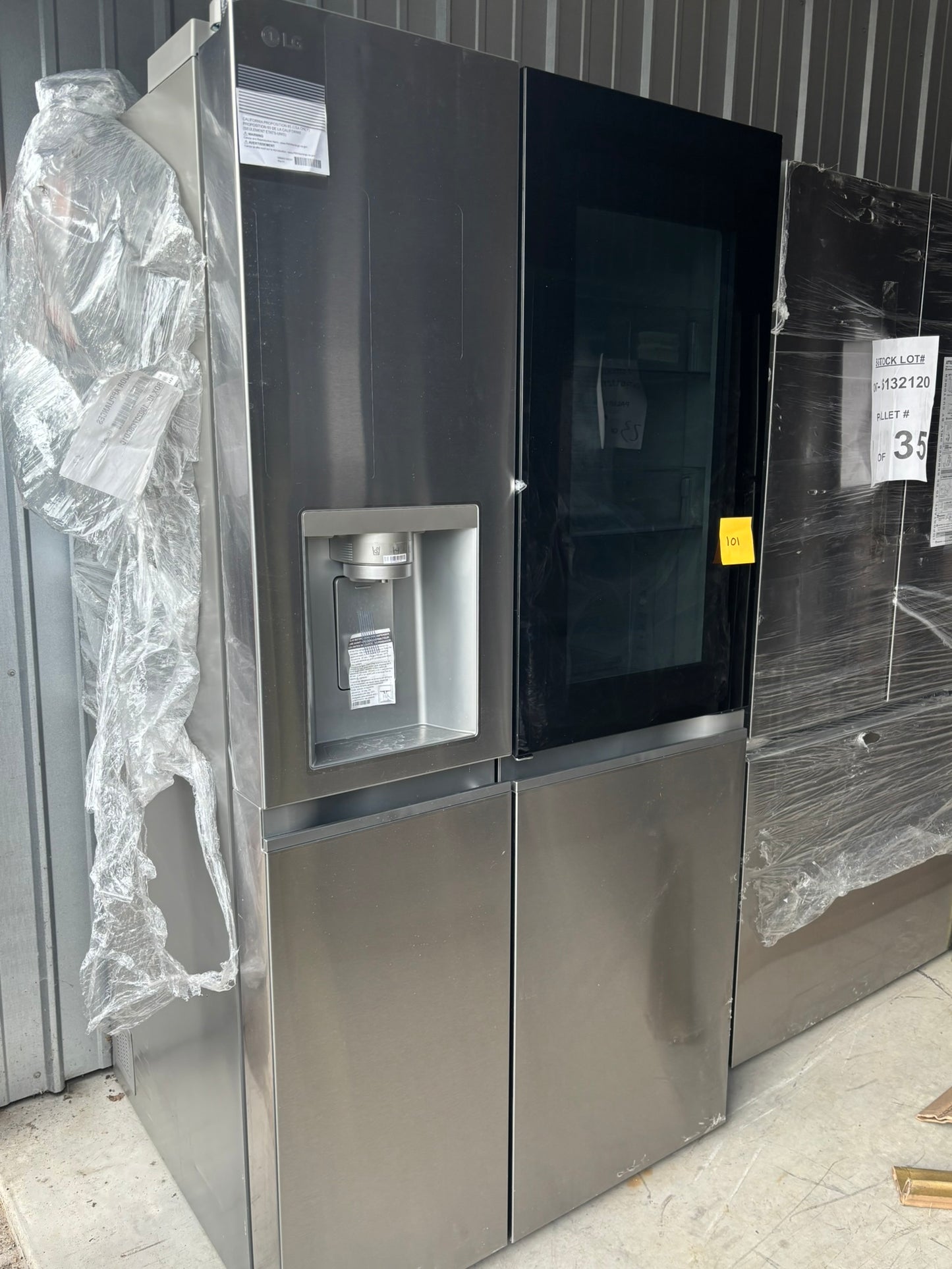 27 cu. ft. Smart Side-By-Side InstaView® Door-in-Door® Refrigerator with Craft Ice™ - Scratch & Dent WCA101 - LG LRSVS2706S