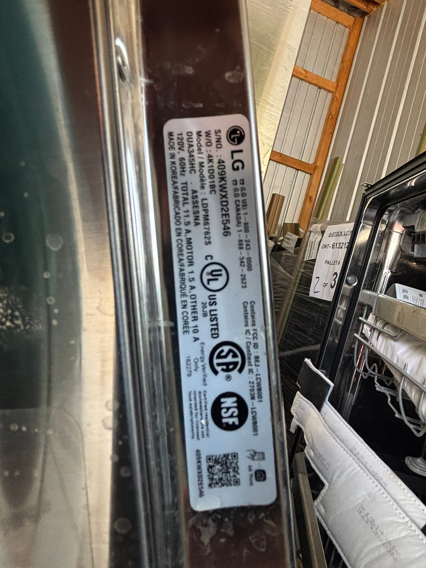 Top Control Wi-Fi Enabled Dishwasher with QuadWash™ Pro - Scratch & Dent WCA118 - LG LDPM6762S