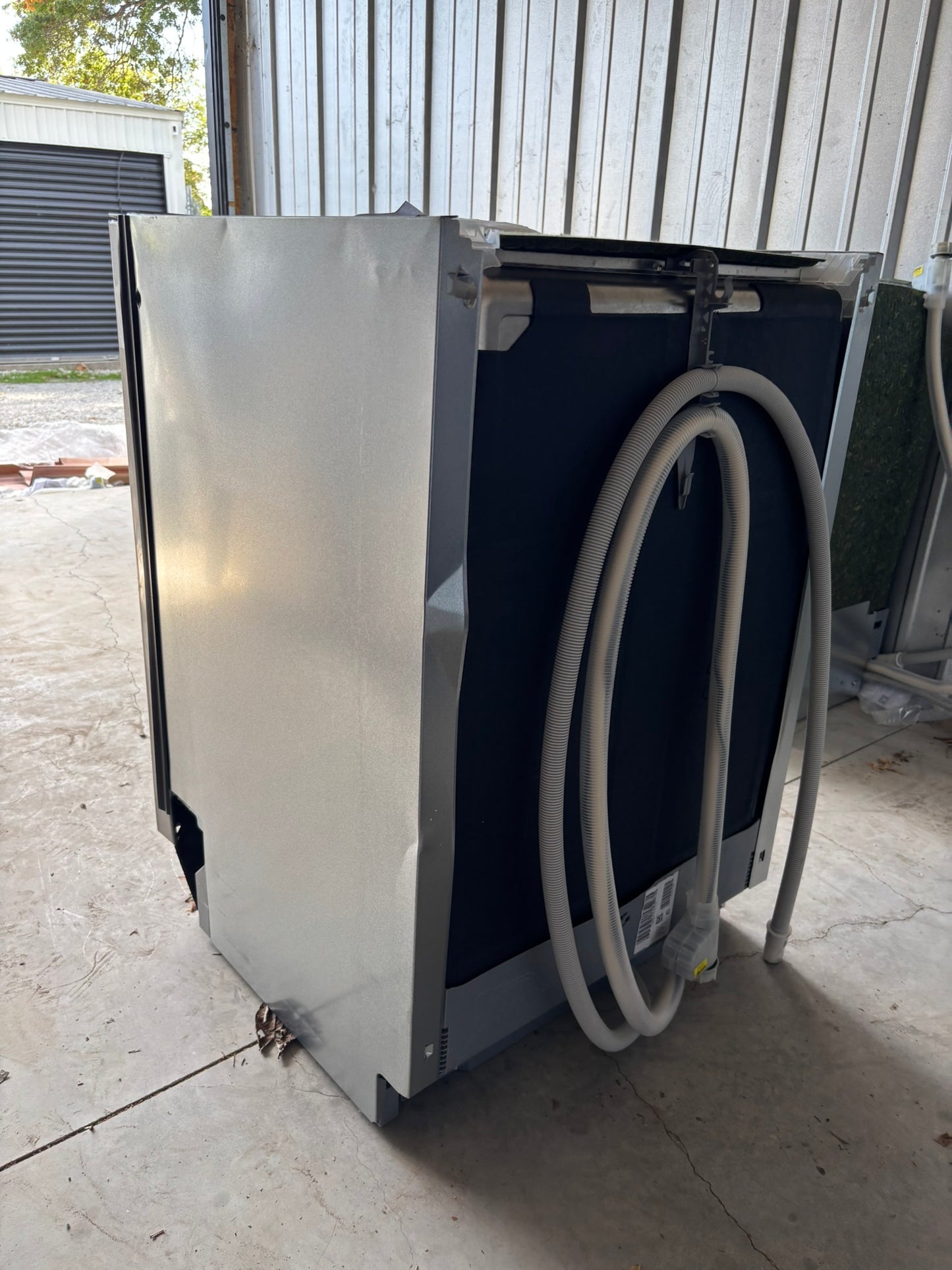 Bosch 500 Series Top Control Pocket Handle Dishwasher, Stainless Steel Tub, PureDry Technology, Ultra Quiet 44 dBa Scratch & Dent WCA224 - SHP65CC5UC