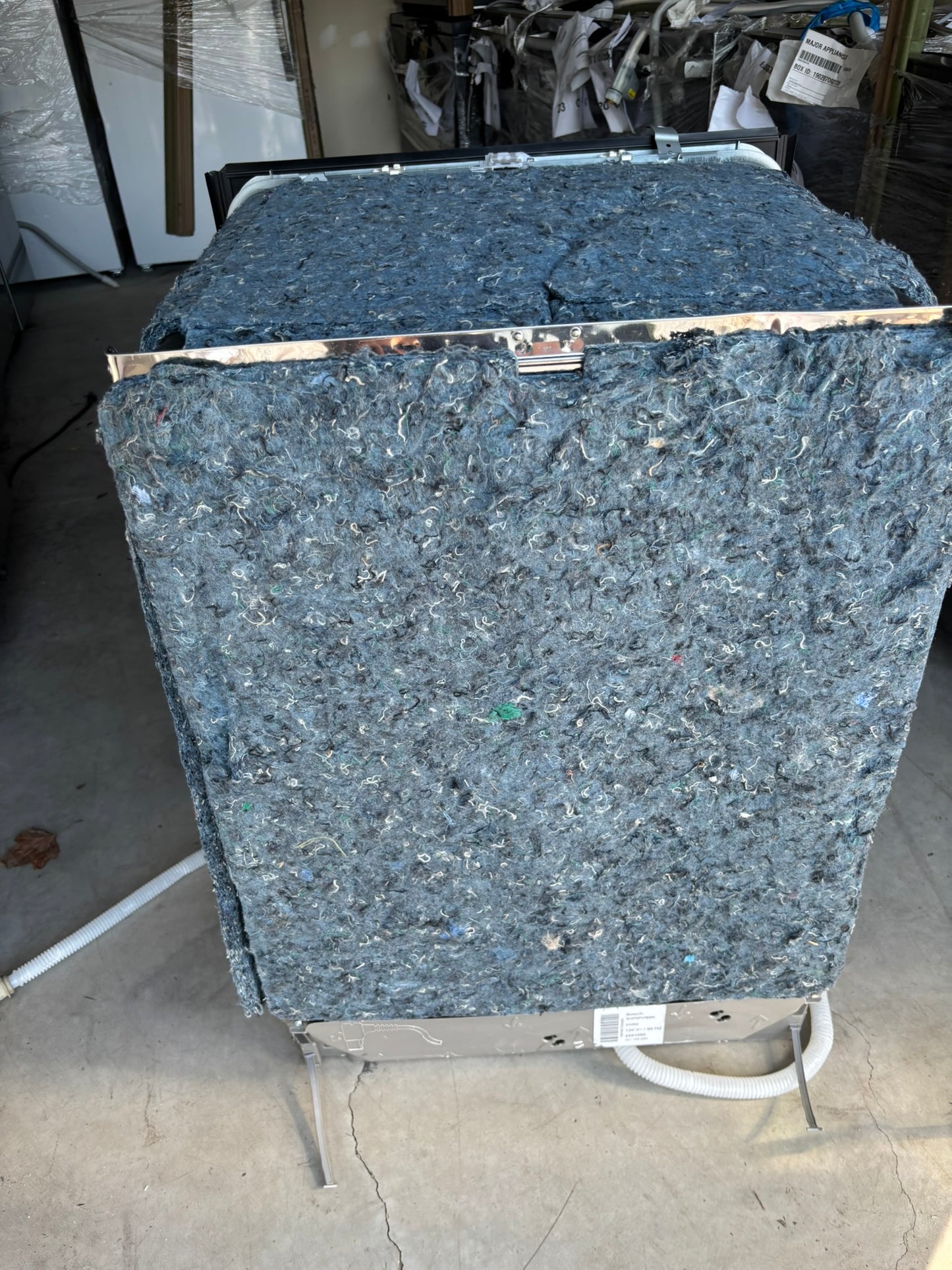 Bosch Benchmark® Dishwasher 24'' Stainless Steel Anti-fingerprint - Scratch & Dent WCA228 SHP9PCM5N