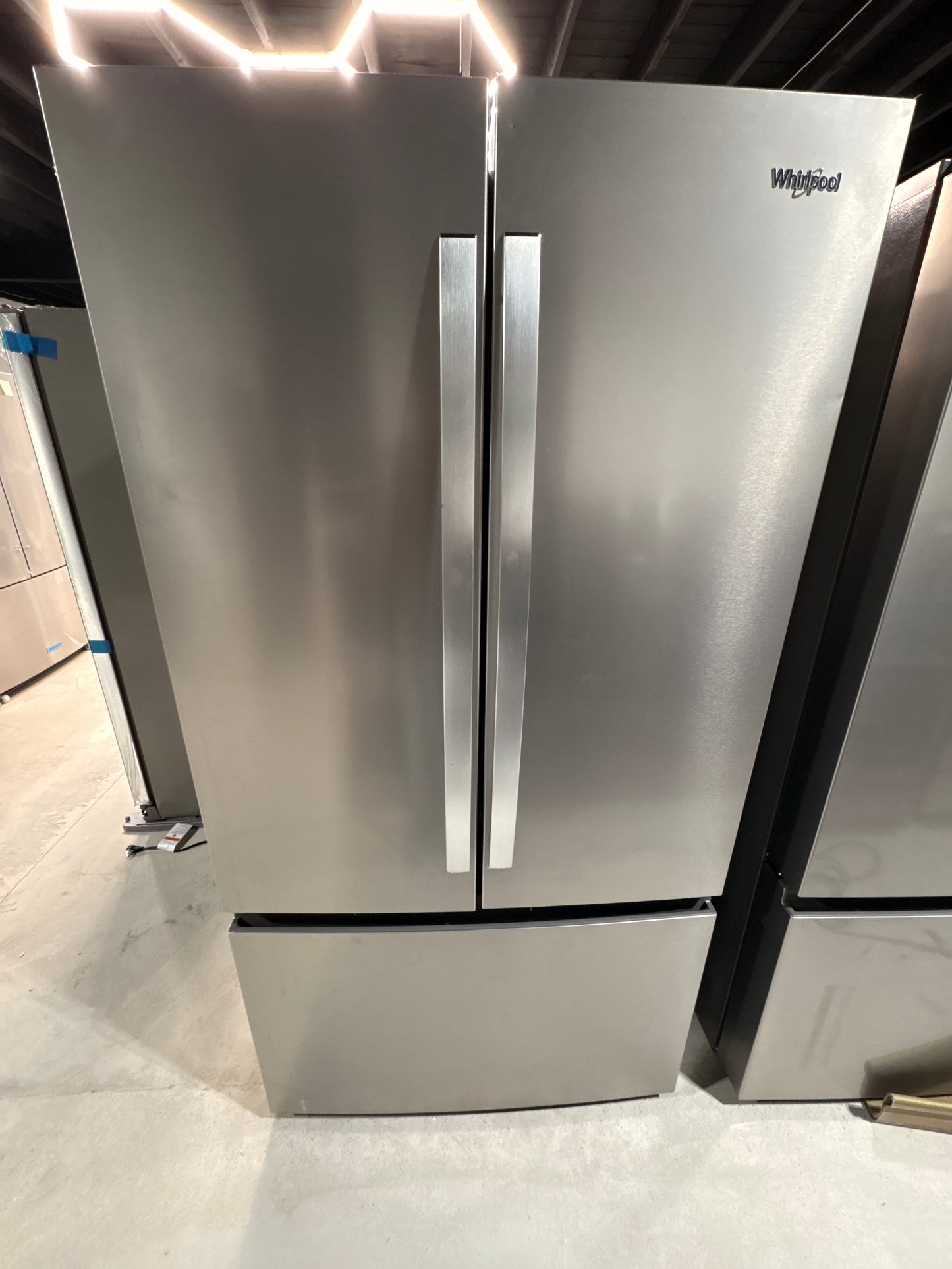 Whirlpool - 30.53-cu ft French Door Refrigerator with Ice Maker (Fingerprint Resistant Stainless Finish)