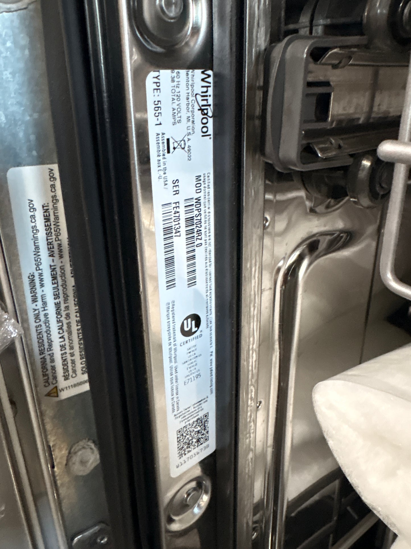 Whirlpool - 24 in. Built-In Tall Tub Dishwasher in Fingerprint Resistant Stainless Steel with Washing 3rd Rack, 41 DBA