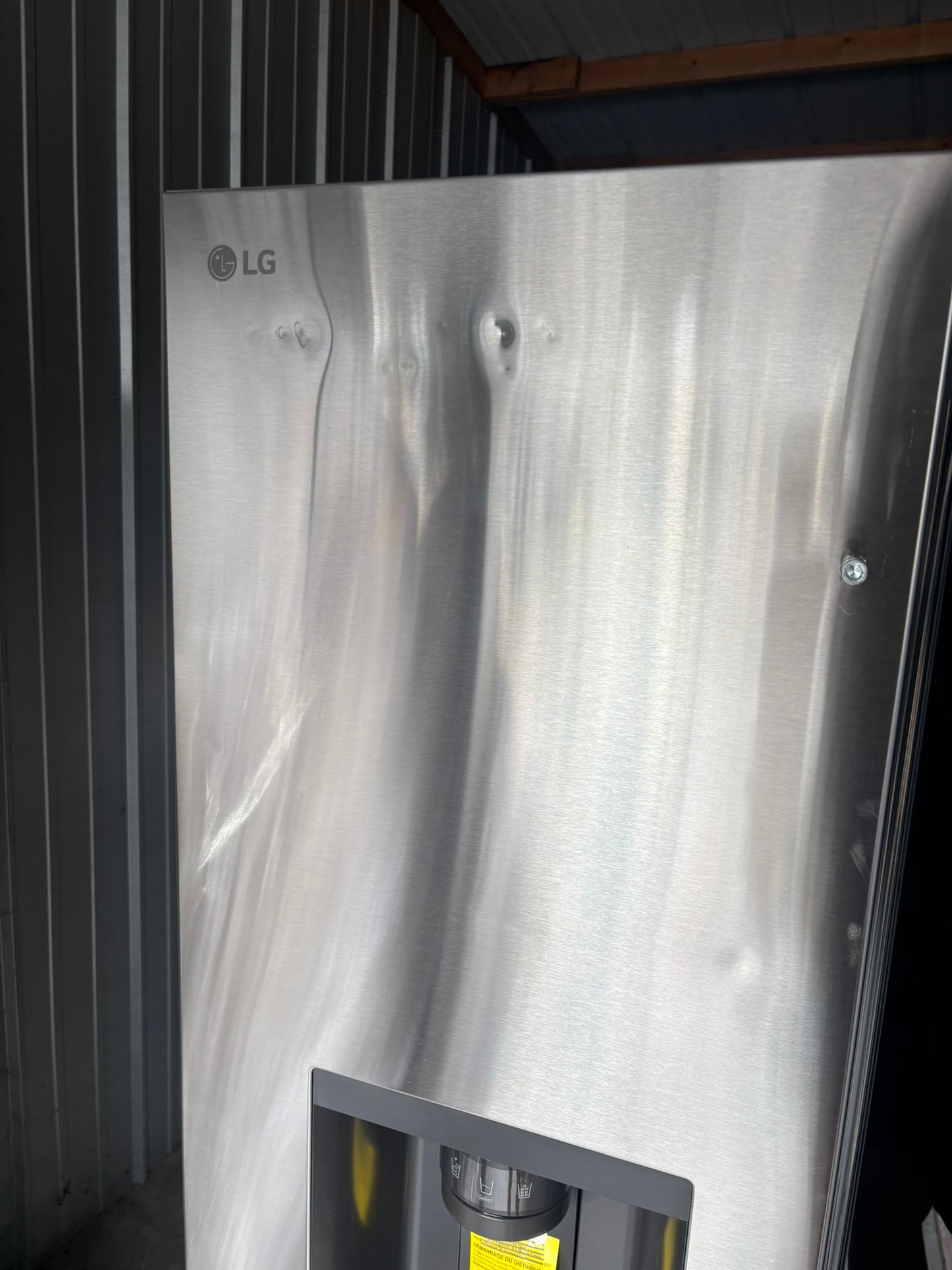 26 cu. ft. Smart InstaView® Counter-Depth MAX™ French Door Refrigerator - Scratch & Dent WCA103 - LG LRFOC2606S