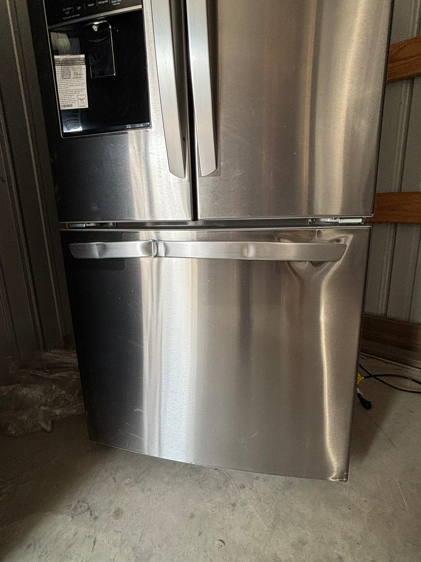 22 cu. ft. French Door Refrigerator - Scratch & Dent WCA110 - LG LCFS22EXS