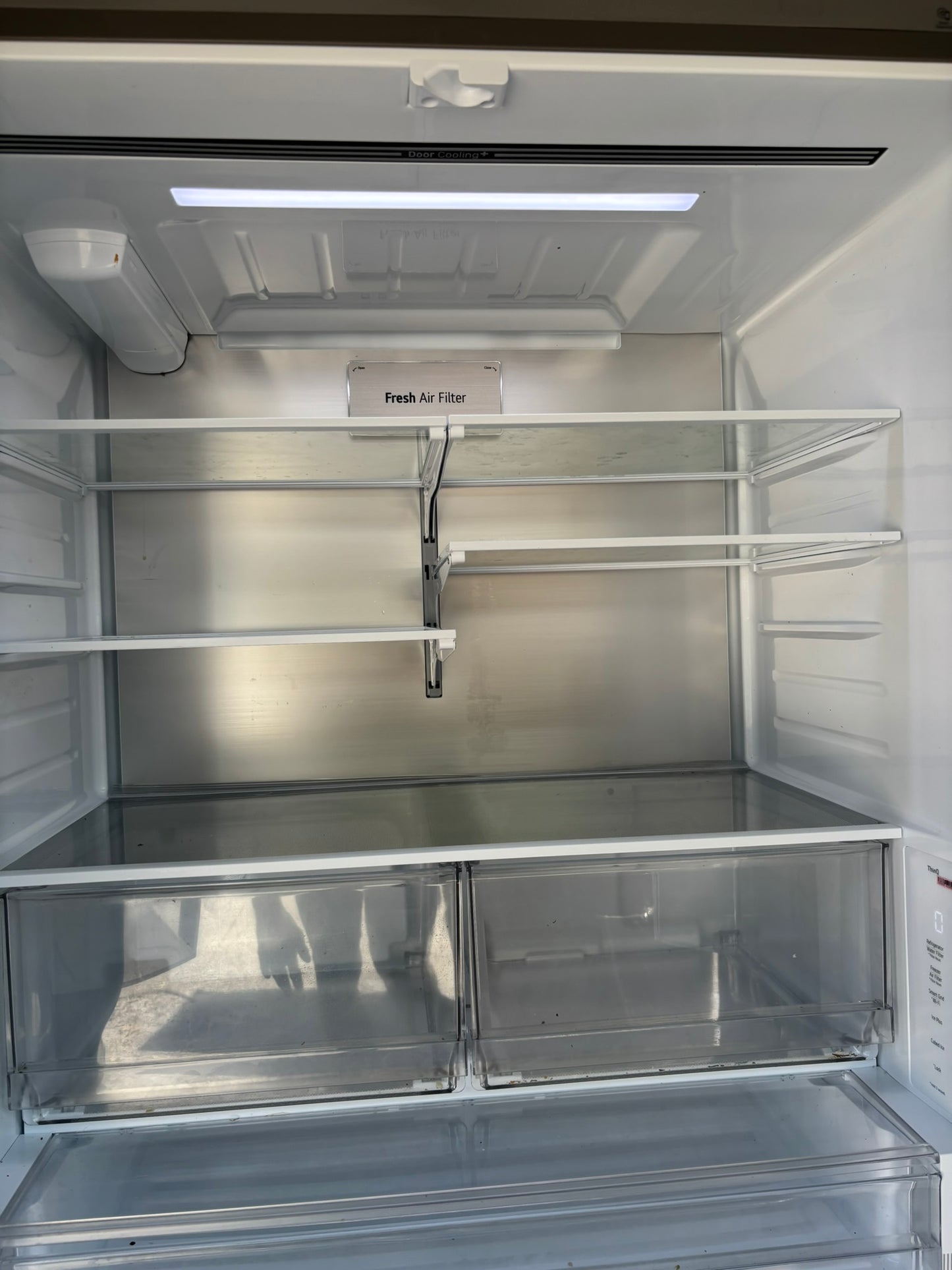 27 cu. ft. Smart Counter-Depth MAX™ French Door Refrigerator - Scratch & Dent WCA117 - LG LRFLC2716S