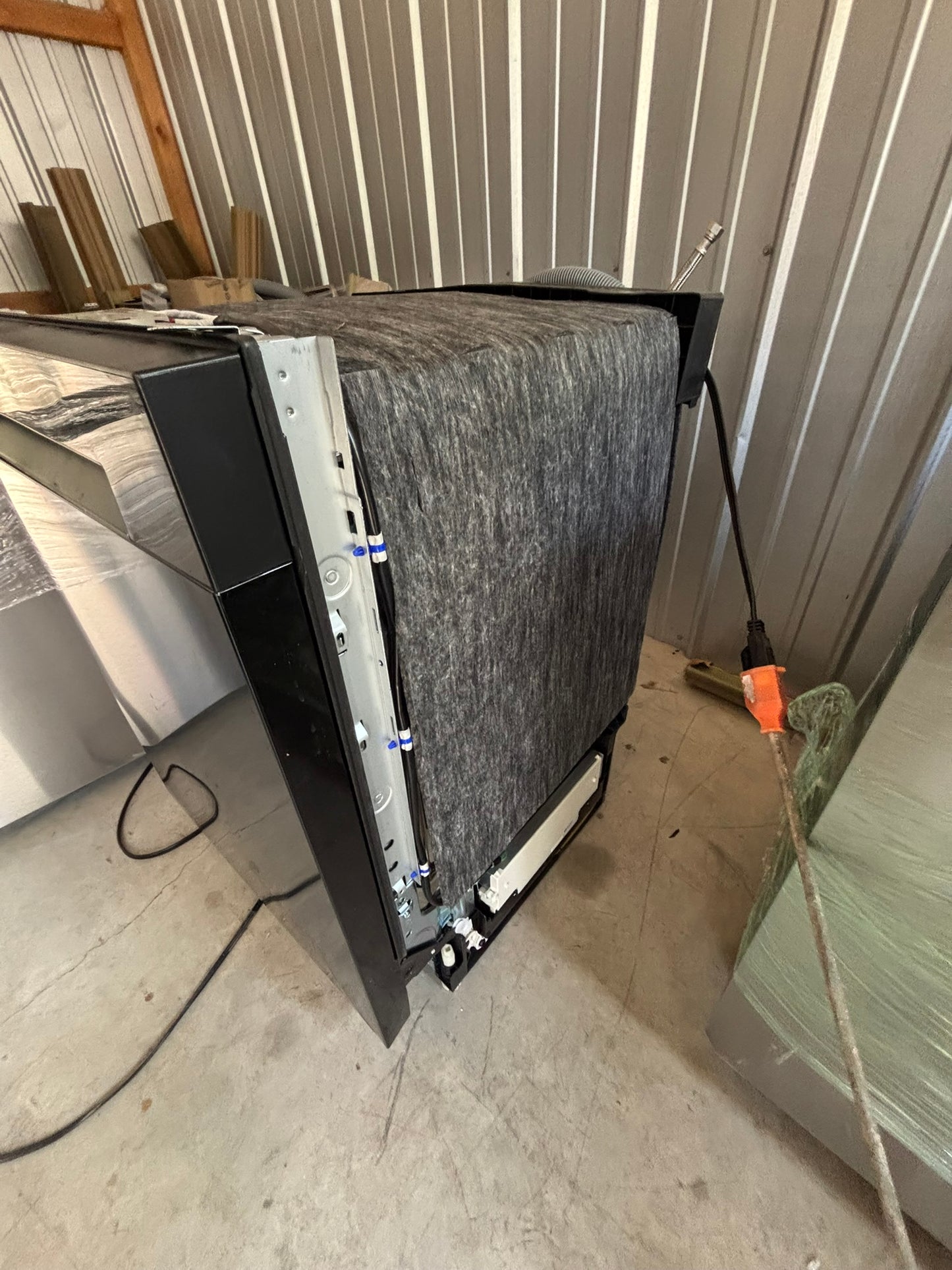 Front Control Dishwasher with LoDecibel Operation and Dynamic Dry™ - Scratch & Dent WCA119 - LG LDFC2423B