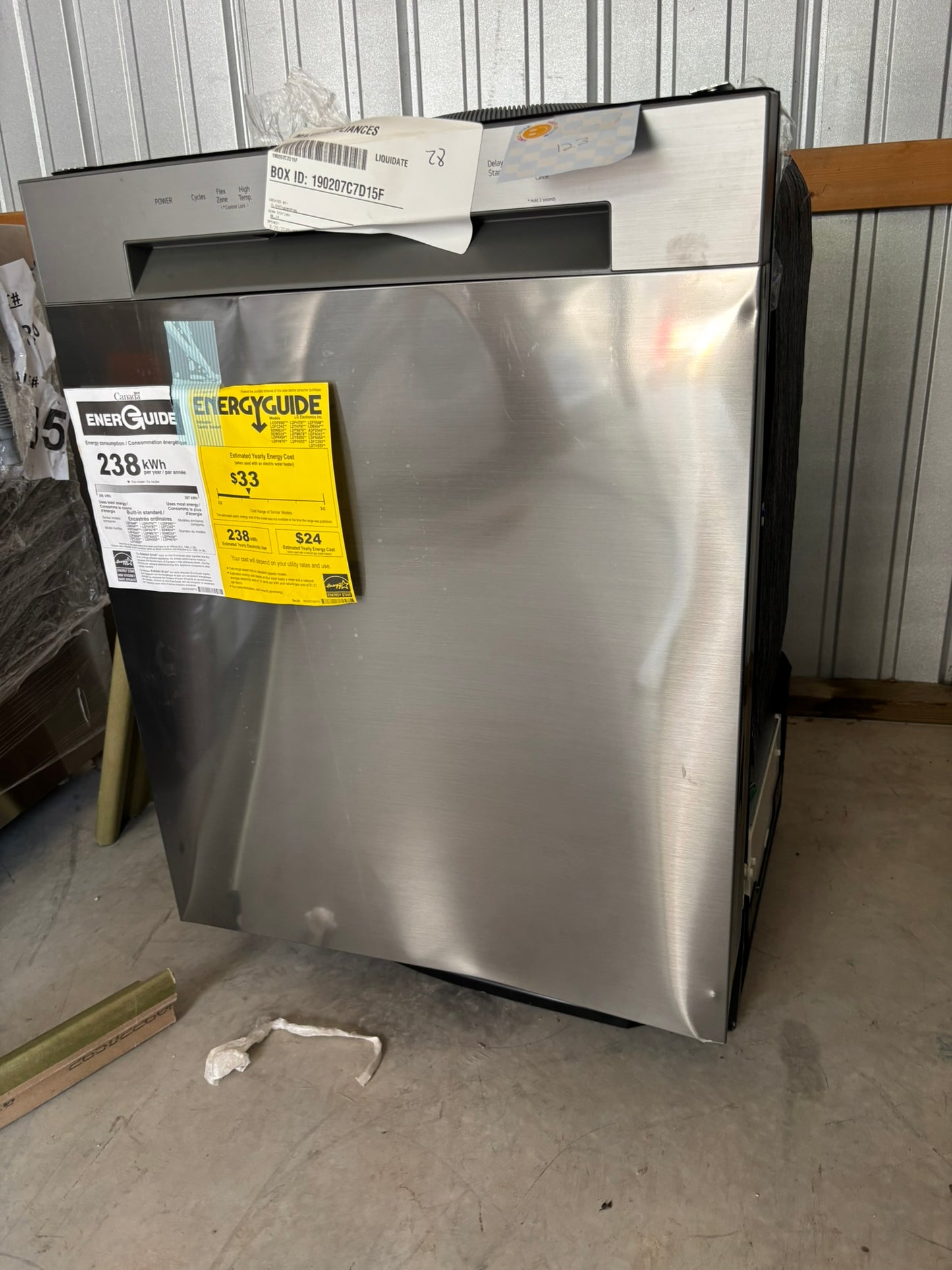 Front Control Dishwasher with LoDecibel Operation and Dynamic Dry™ - Scratch & Dent WCA123 - LG LDFC2423V