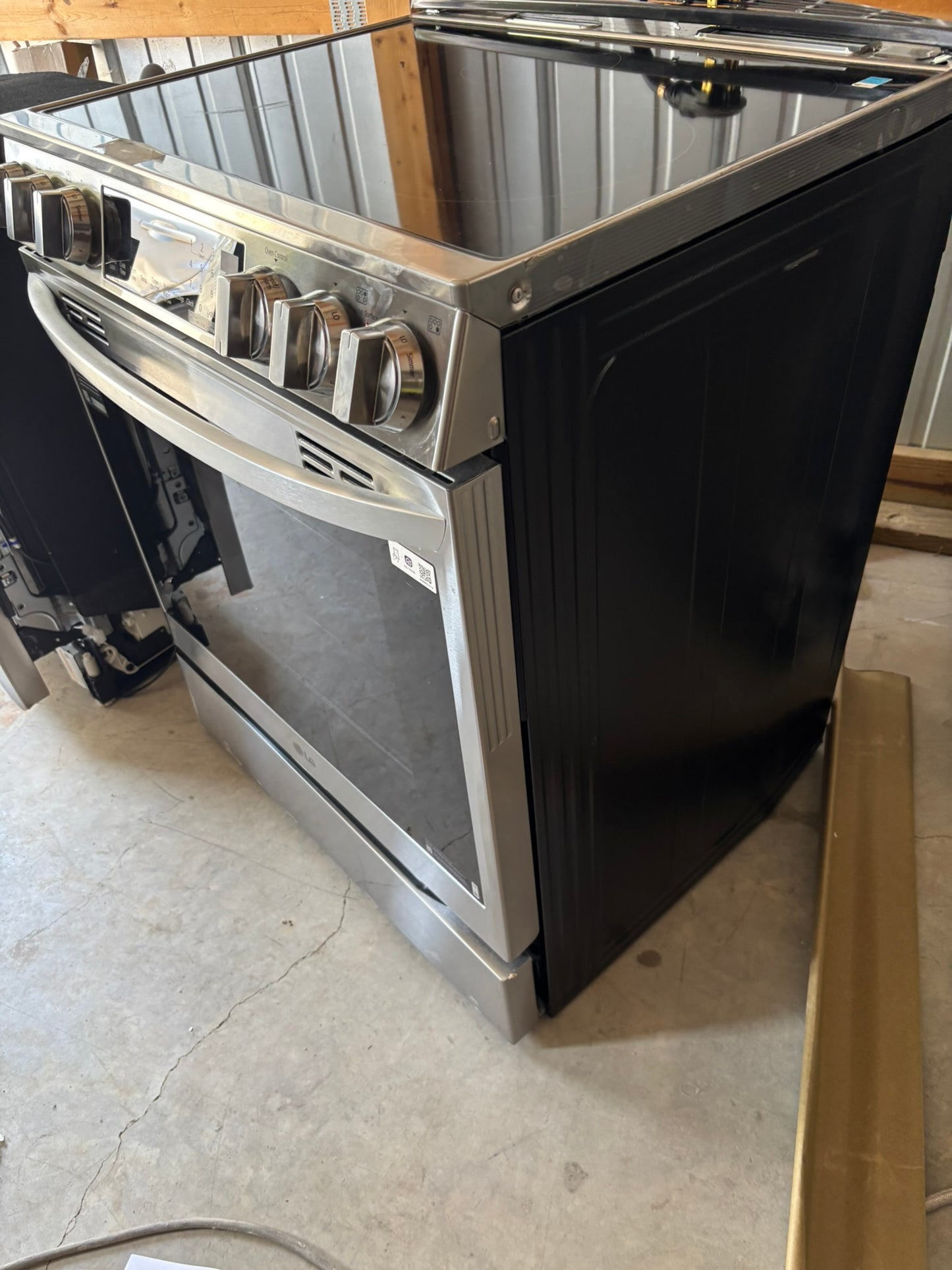 LG Induction Slide-In Range- WCA127- LSIL6336FE E