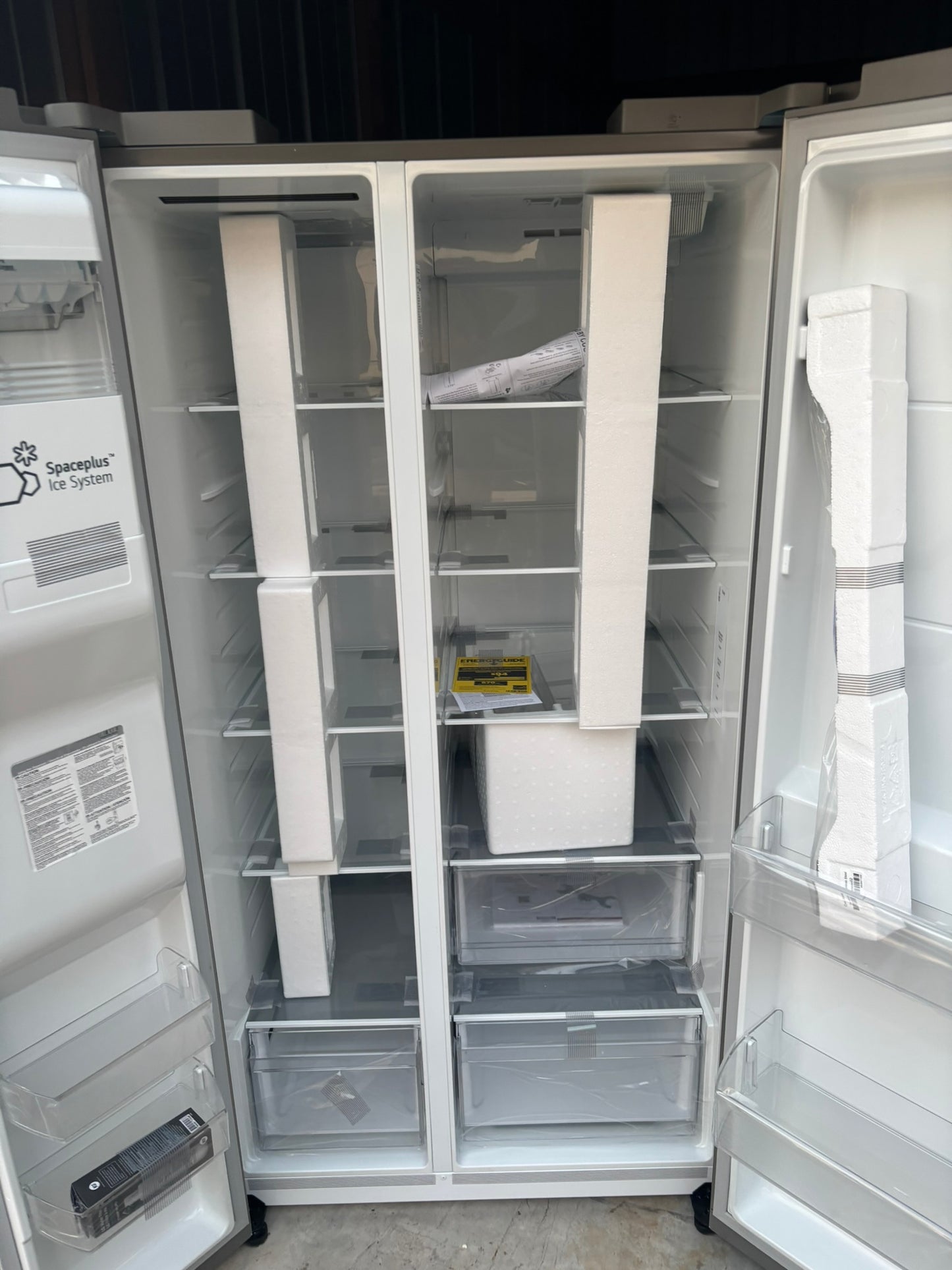 27 cu. ft. Standard-Depth, Side-by-side Refrigerator, with Ice and Water and Bar Handle Design- Scratch & Dent WCA130 - LG LS27T3230S