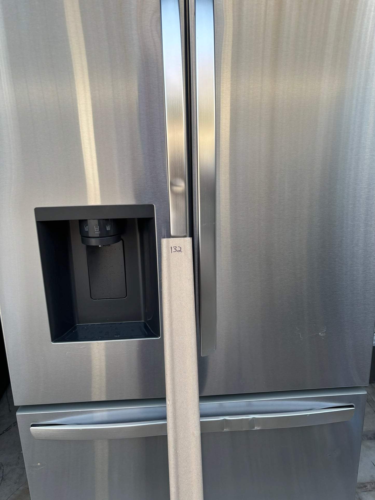 26 cu. ft. Smart Counter-Depth MAX™ French Door Refrigerator - Scratch & Dent WCA132 - LG LCFC26XSS