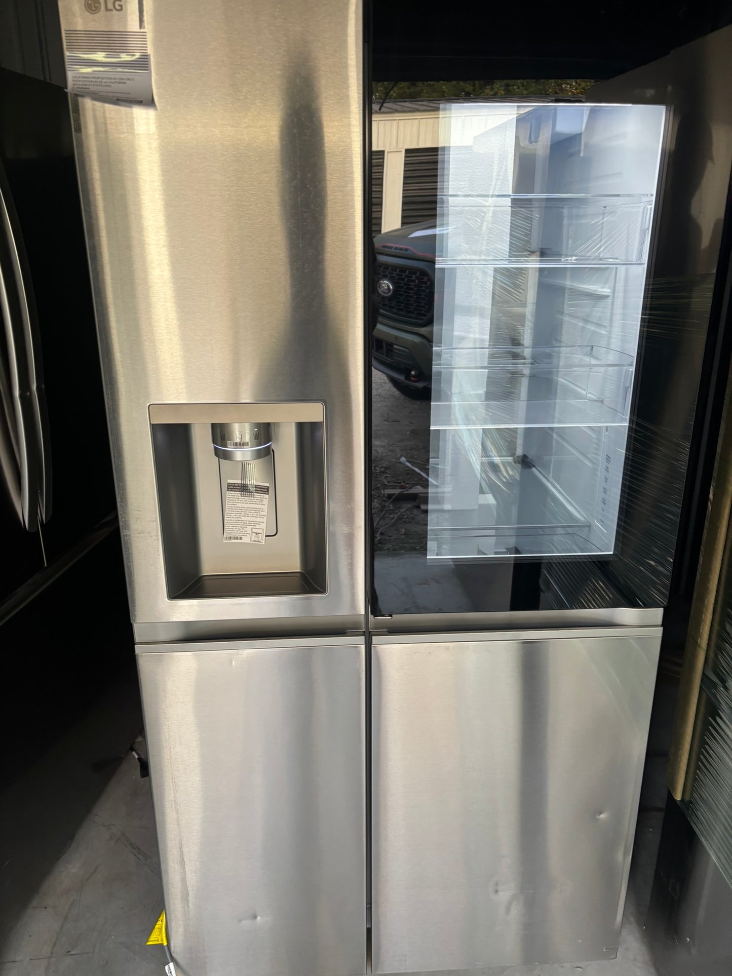 27 cu. ft. Smart Side-By-Side InstaView® Door-in-Door® Refrigerator with Craft Ice™ - Scratch & Dent WCA133 - LG LRSVS2706S