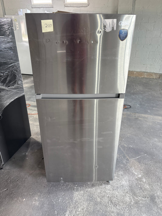 Midea 21 cu. ft. Garage Ready Top-Freezer Refrigerator Scratch & Dent WCA207 - MRT21D3BST