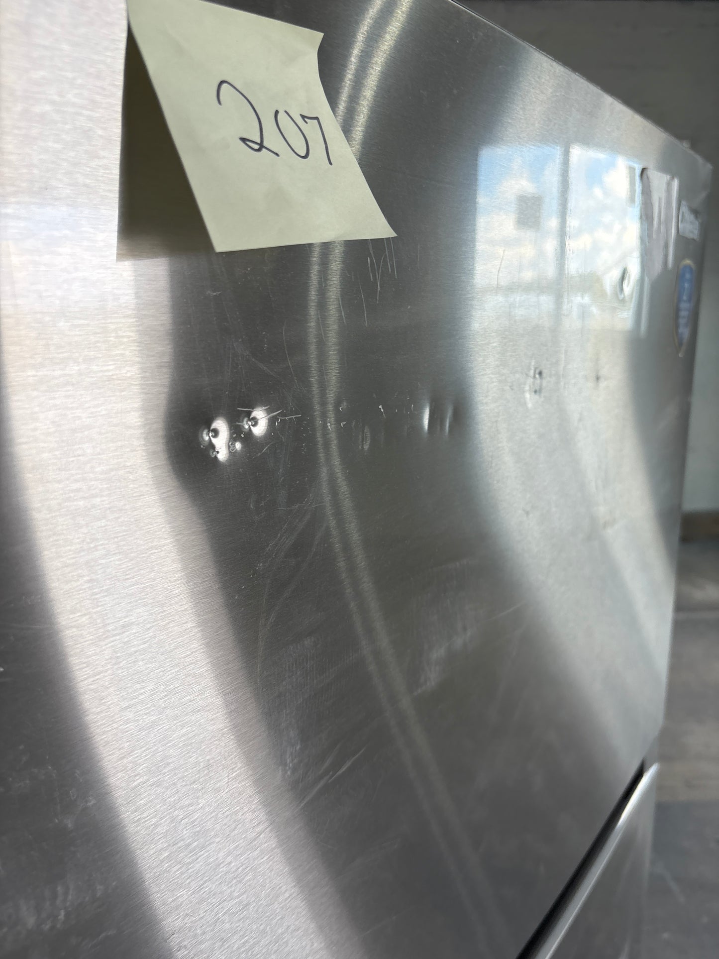 Midea 21 cu. ft. Garage Ready Top-Freezer Refrigerator Scratch & Dent WCA207 - MRT21D3BST