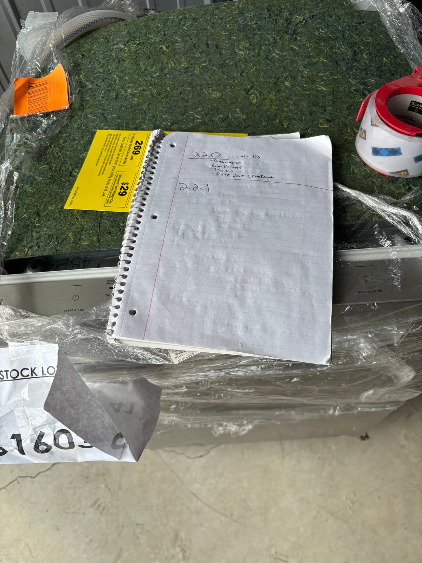 Bosch 800 Series Top Control Towel Bar Handle Dishwasher, Stainless Steel Tub, CrystalDry Technology, Ultra Quiet 42 dBa Scratch & Dent WCA221 - SHX78CC5UC