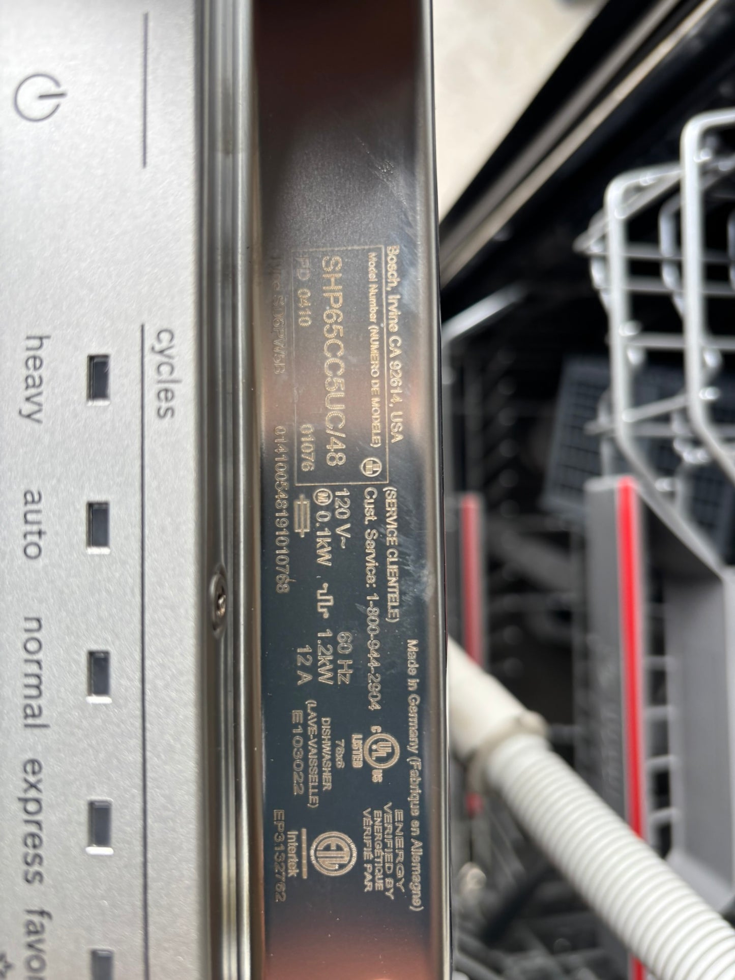 Bosch 800 Series Top Control Towel Bar Handle Dishwasher, Stainless Steel Tub, CrystalDry Technology, Ultra Quiet 42 dBa Scratch & Dent WCA221 - SHX78CC5UC