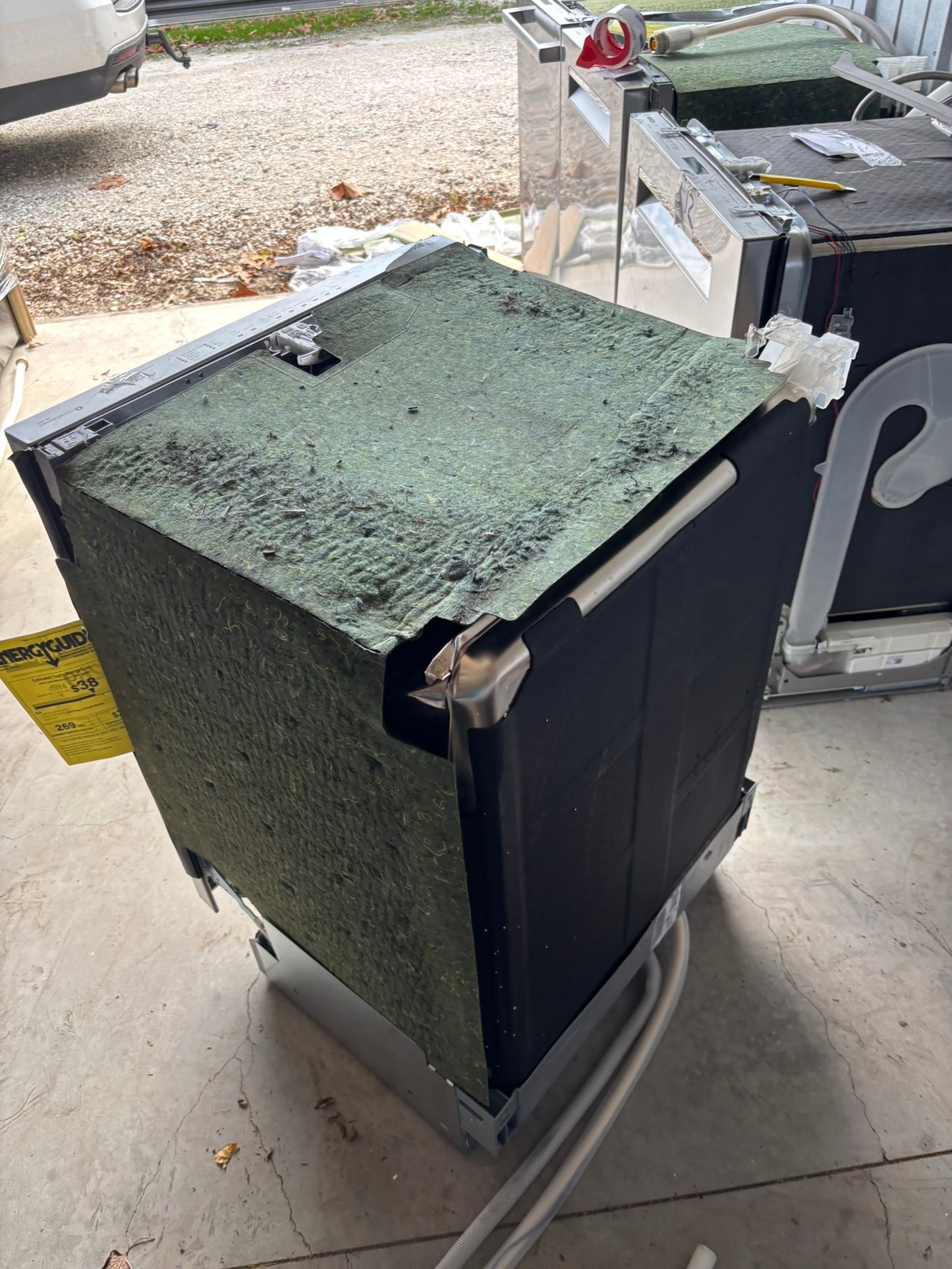 Bosch 800 Series Top Control Towel Bar Handle Dishwasher, Stainless Steel Tub, CrystalDry Technology, Ultra Quiet 42 dBa Scratch & Dent WCA223 - SHX78CC5UC