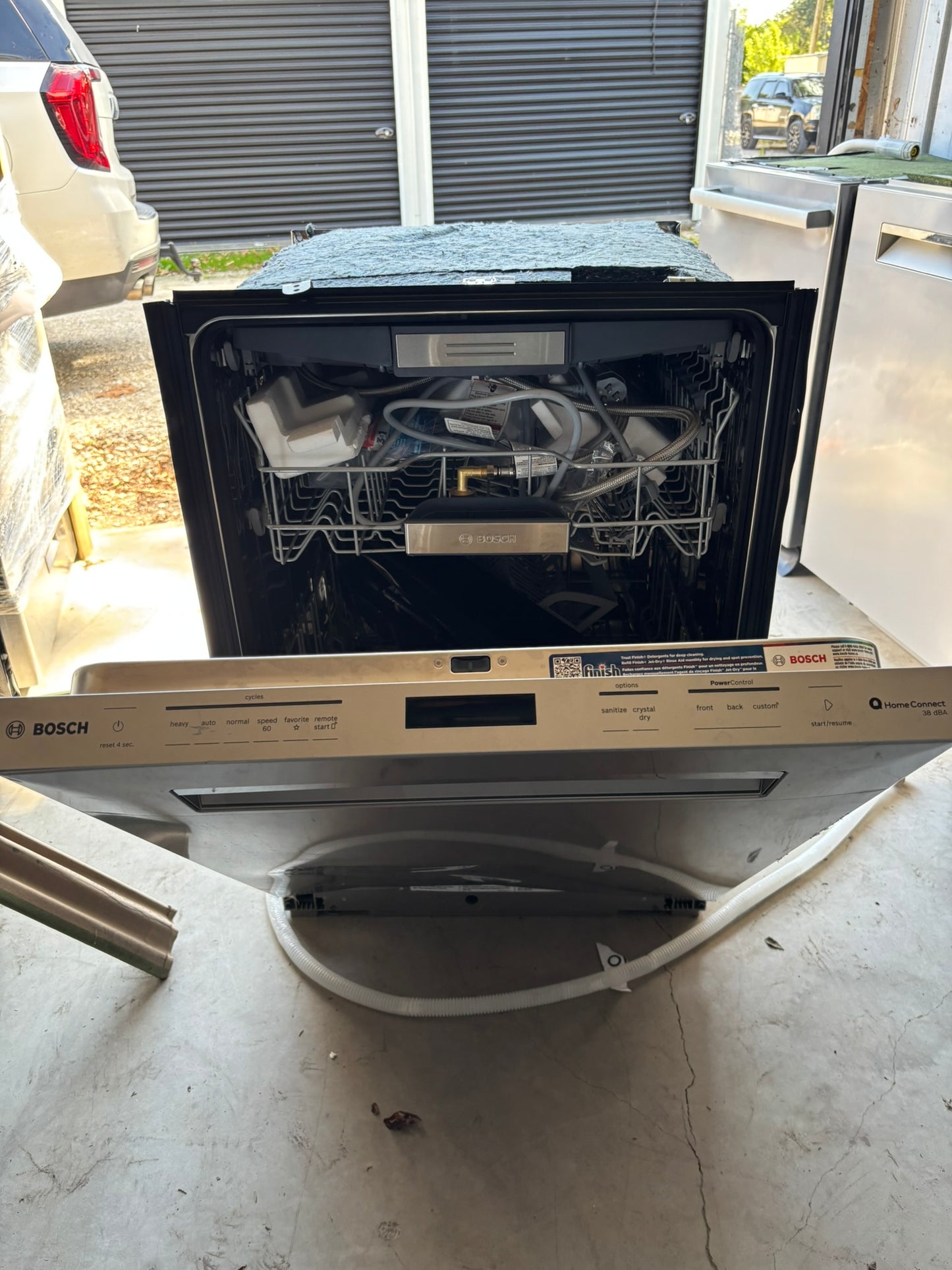 Bosch Benchmark® Dishwasher 24'' Stainless Steel Anti-fingerprint - Scratch & Dent WCA228 SHP9PCM5N