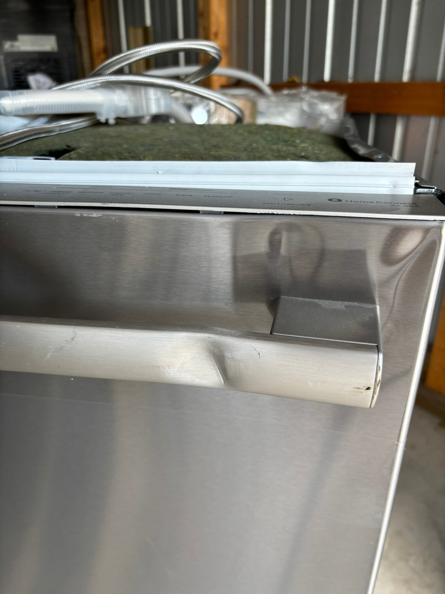 Bosch 800 Series Top Control Towel Bar Handle Dishwasher, Stainless Steel Tub, CrystalDry Technology, Ultra Quiet 42 dBa Scratch & Dent WCA230 - SHX78CC5UC