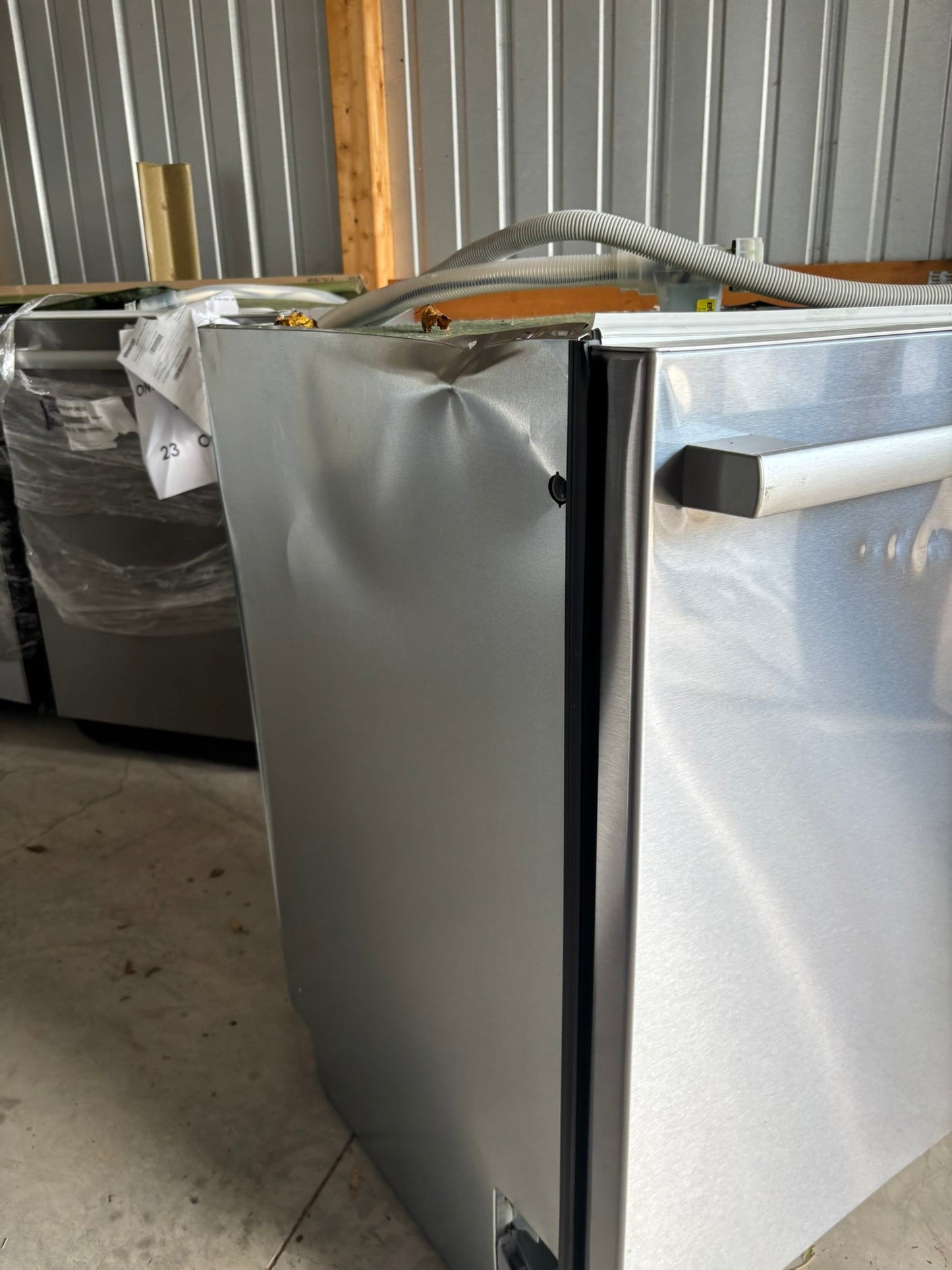 Bosch 800 Series Top Control Towel Bar Handle Dishwasher, Stainless Steel Tub, CrystalDry Technology, Ultra Quiet 42 dBa Scratch & Dent WCA231 - SHX78CC5UC