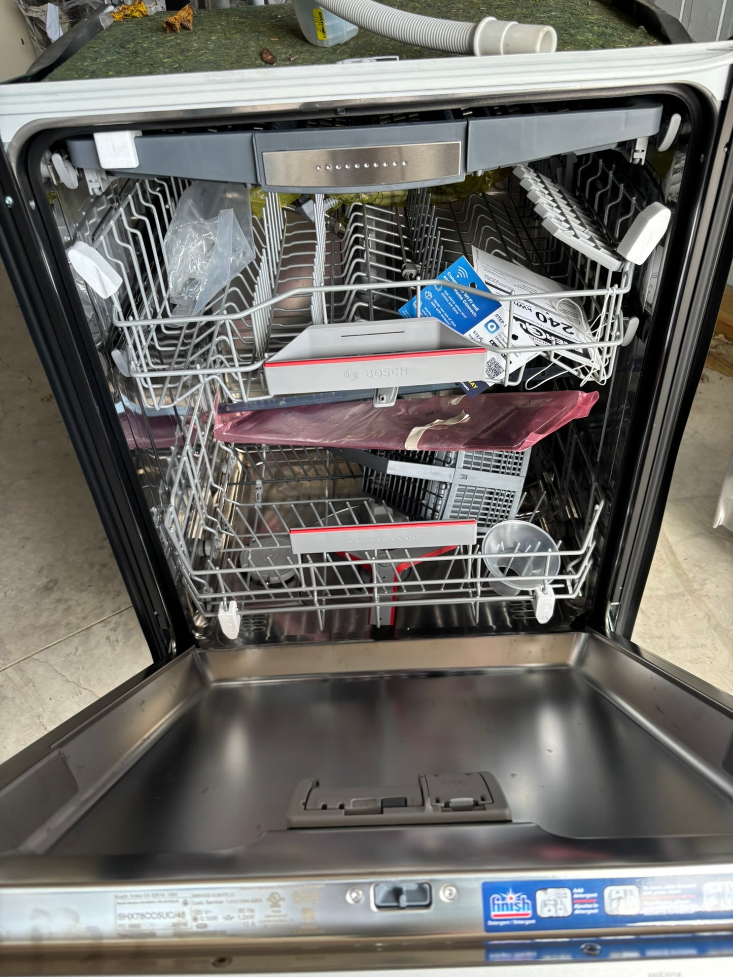 Bosch 800 Series Top Control Towel Bar Handle Dishwasher, Stainless Steel Tub, CrystalDry Technology, Ultra Quiet 42 dBa Scratch & Dent WCA231 - SHX78CC5UC