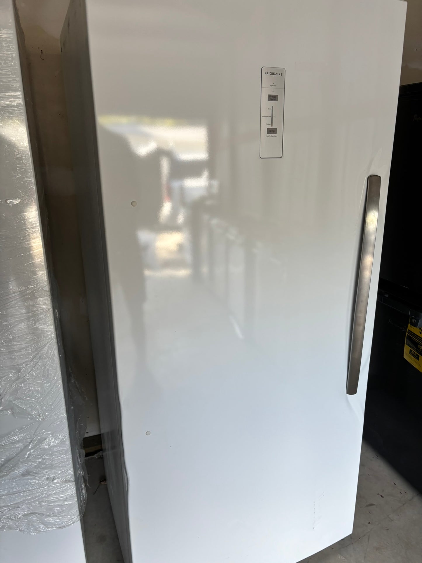 Frigidaire 20 Cu. Ft. Garage Ready Upright Freezer Scratch & Dent WCA236 - FFUE2024AW
