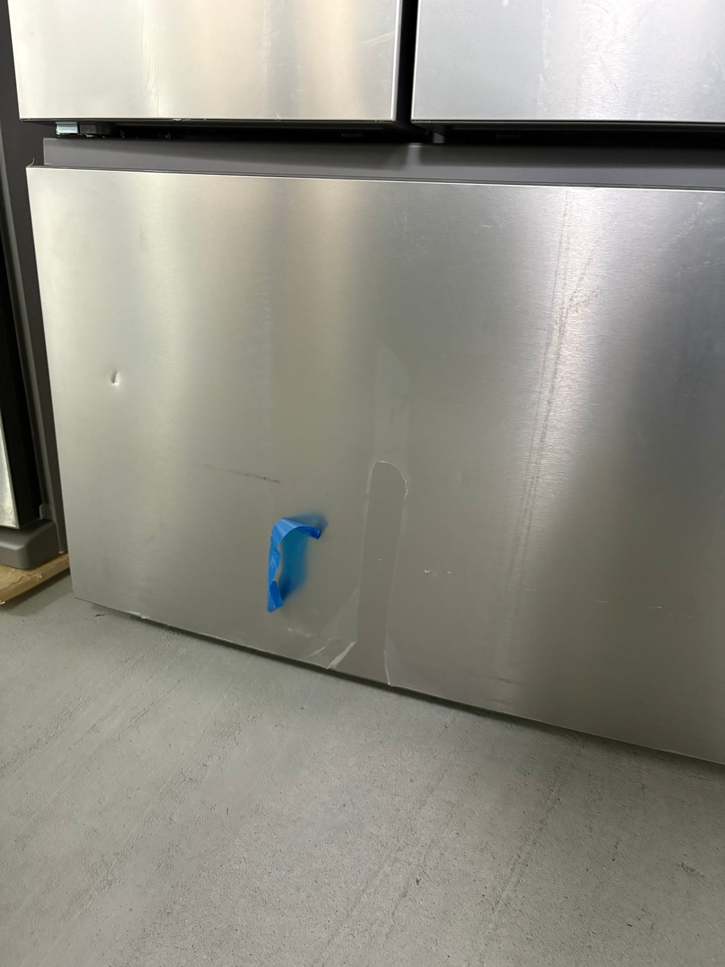 Whirlpool - 36 in. 30 cu. ft. French Door Refrigerator in Fingerprint Resistant Stainless Finish with Dual Ice Makers